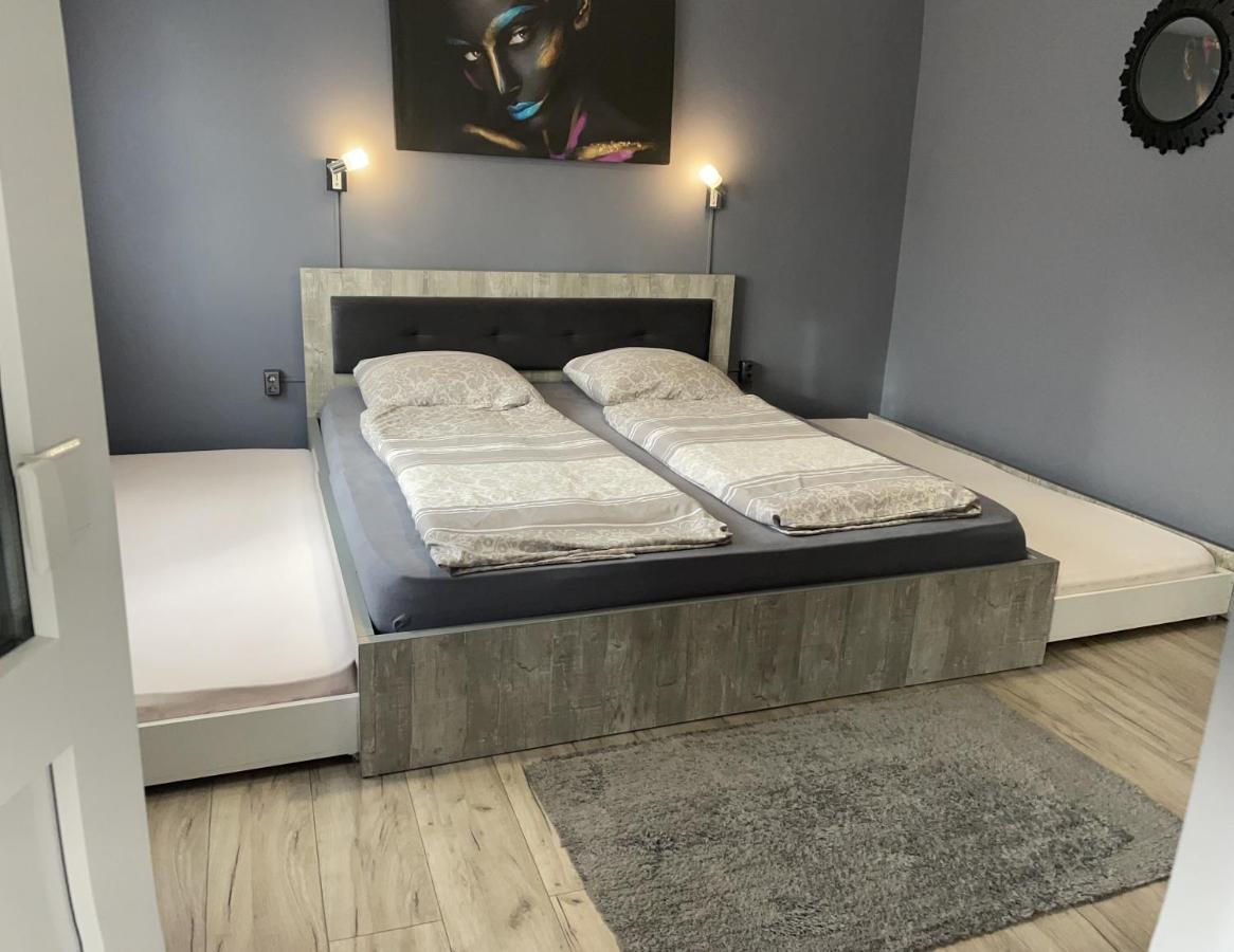 Garsoniera Paco Baile Felix Apartment Luaran gambar